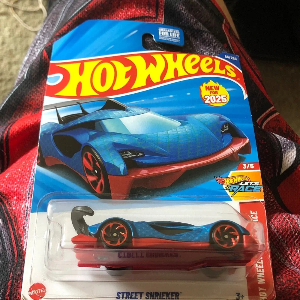 Street Shrieker Toy Car - Blue and Red